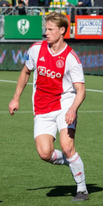 Premier League: barcilona को बड़ा झटका frenkie de jong खिलाडी हुऐ लीग से बाहर